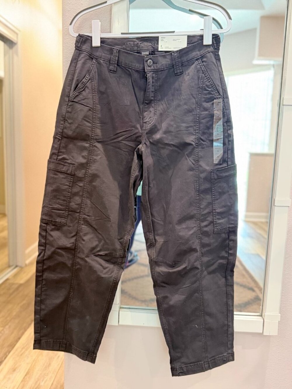 American Eagle Black Barrel Stretch Cargo Pants Size 8